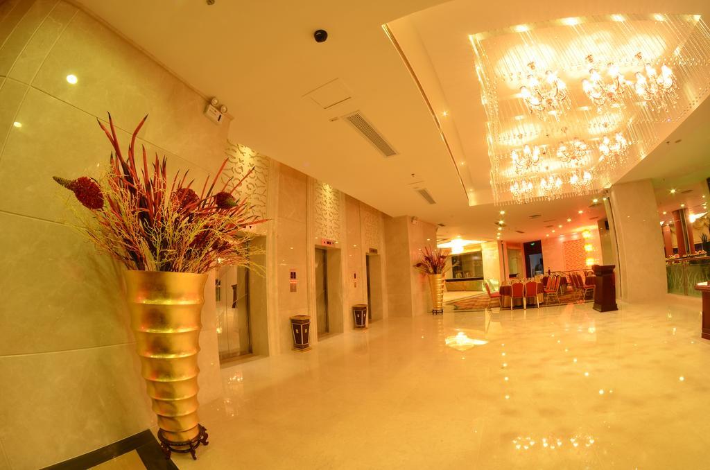 Huangma Holiday Hotel Haikou  Exterior photo