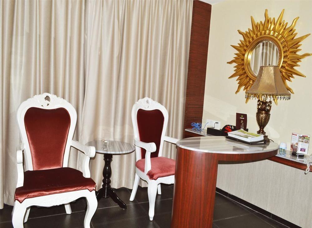 Huangma Holiday Hotel Haikou  Exterior photo
